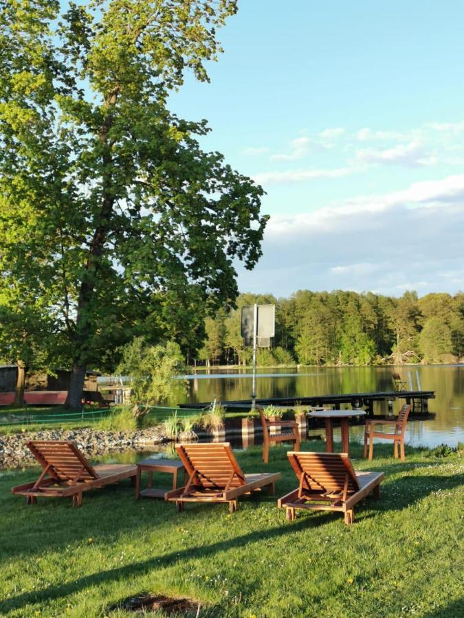 Schoene 3Zimmer Ferienwohnung Direkt Am Baalensee Furstenberg-Havel Luaran gambar