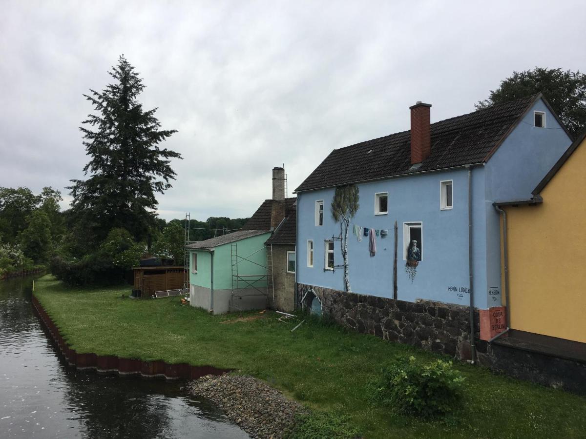 Schoene 3Zimmer Ferienwohnung Direkt Am Baalensee Furstenberg-Havel Luaran gambar